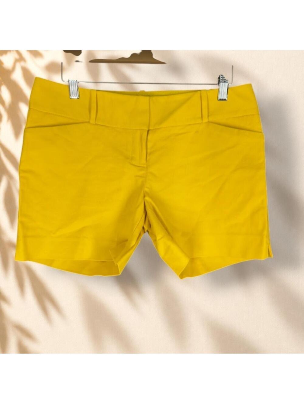 The Limited Shorts Women 4 Yellow Low Rise Chino Pockets Cotton Stretch Casual